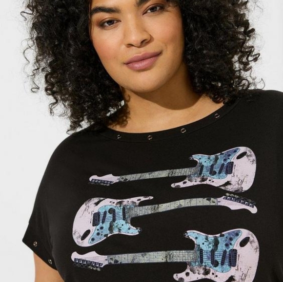 BNWOT Fender Relax Fit Cotton Dolman Grommet Tee - Picture 3 of 8